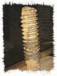 Holzgedrechselt